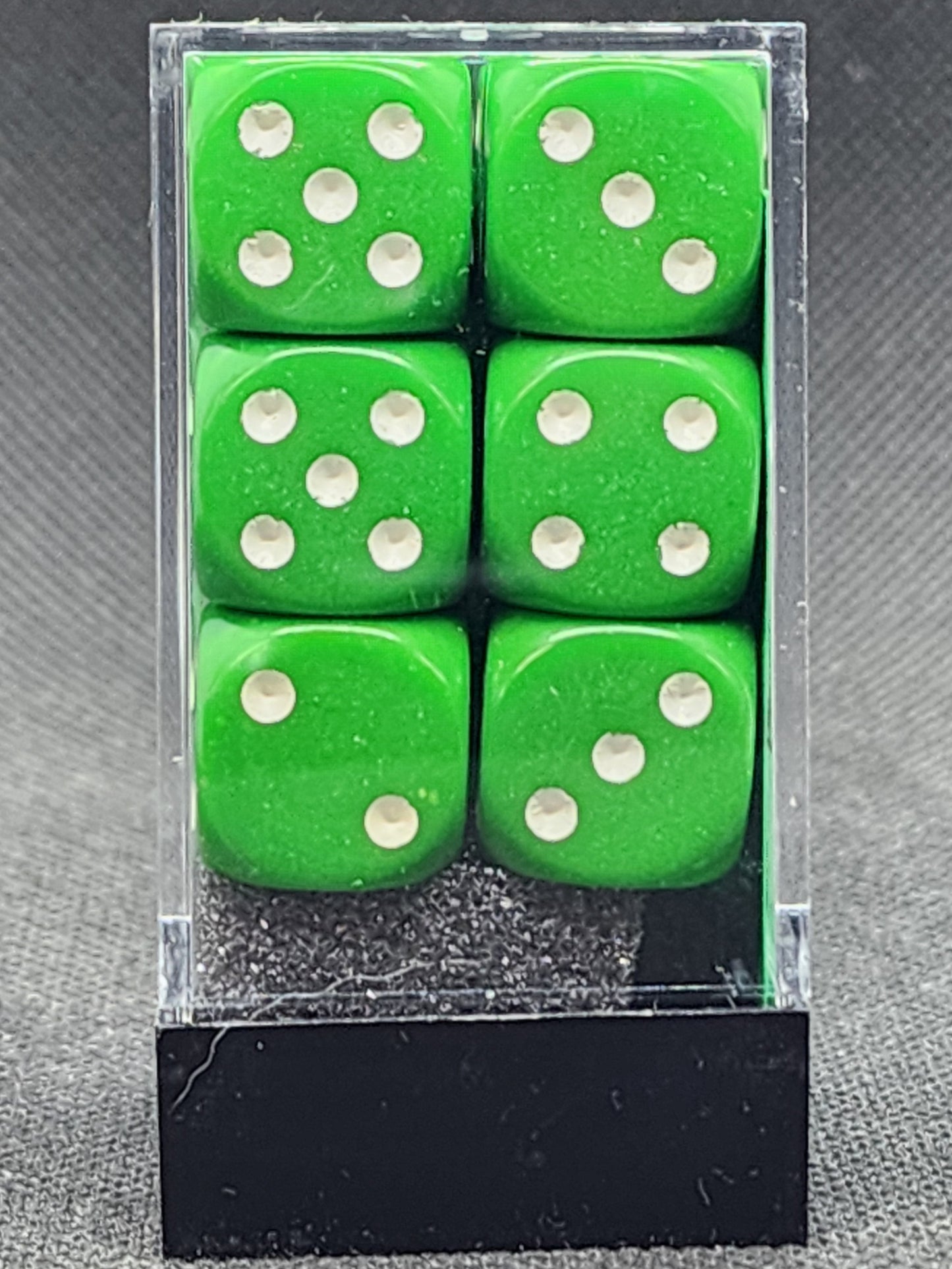 Chessex's Opaque Green/White 16mm D6 Dice